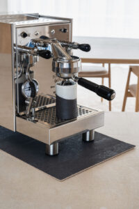Kaffemaschinenunterlage_Grano_FlorianBachmann_Grafit