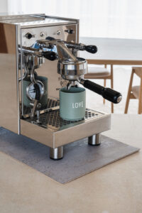 Kaffemaschinenunterlage_Grano_FlorianBachmann_beton