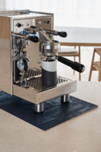 Kaffemaschinenunterlage_Grano_FlorianBachmann_marine