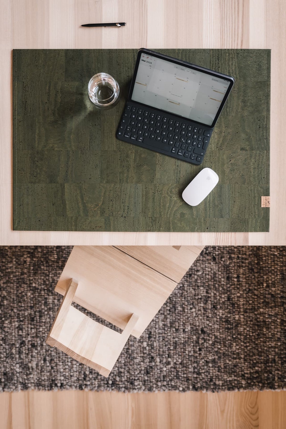 Marlo desk pad