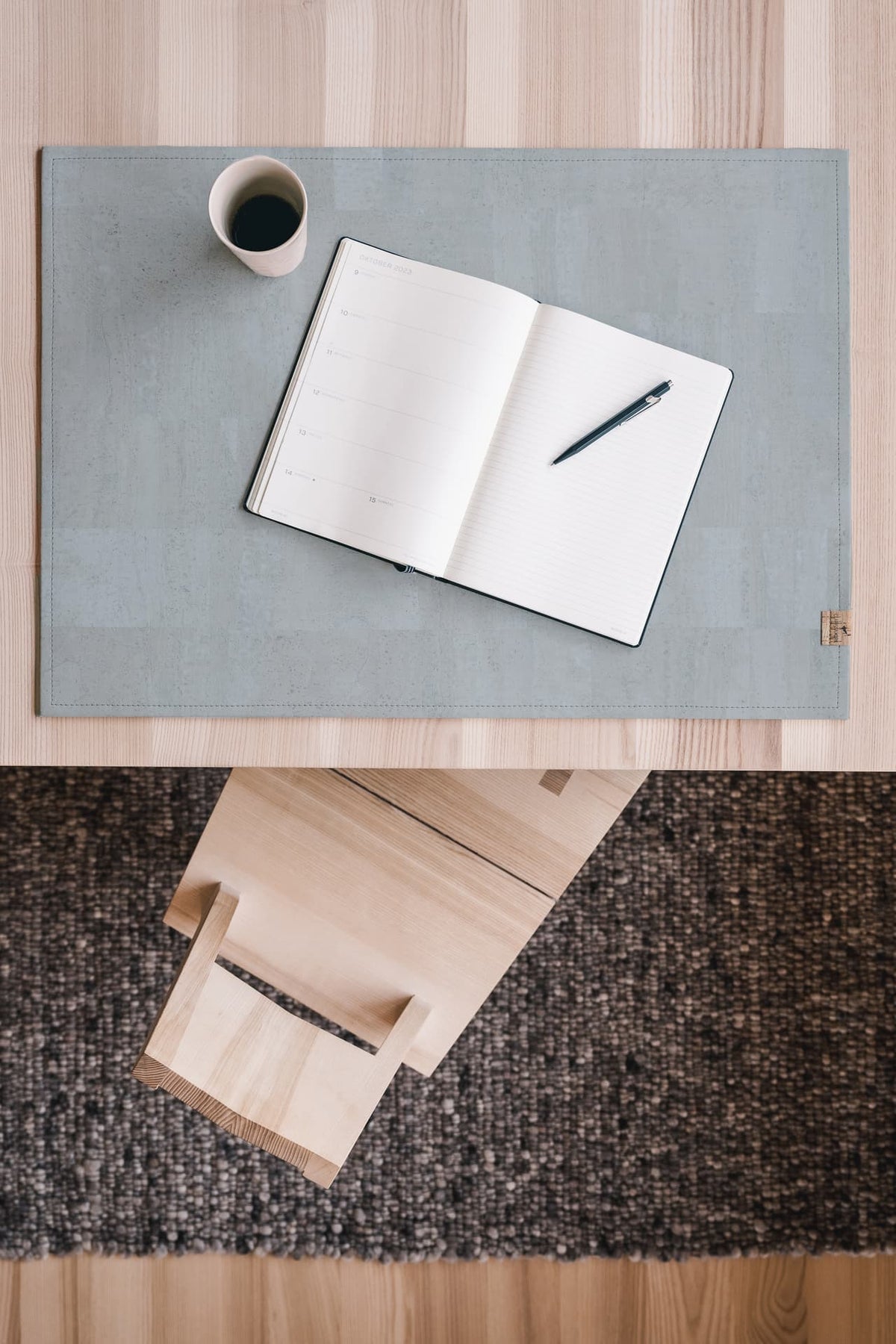 Marlo desk pad