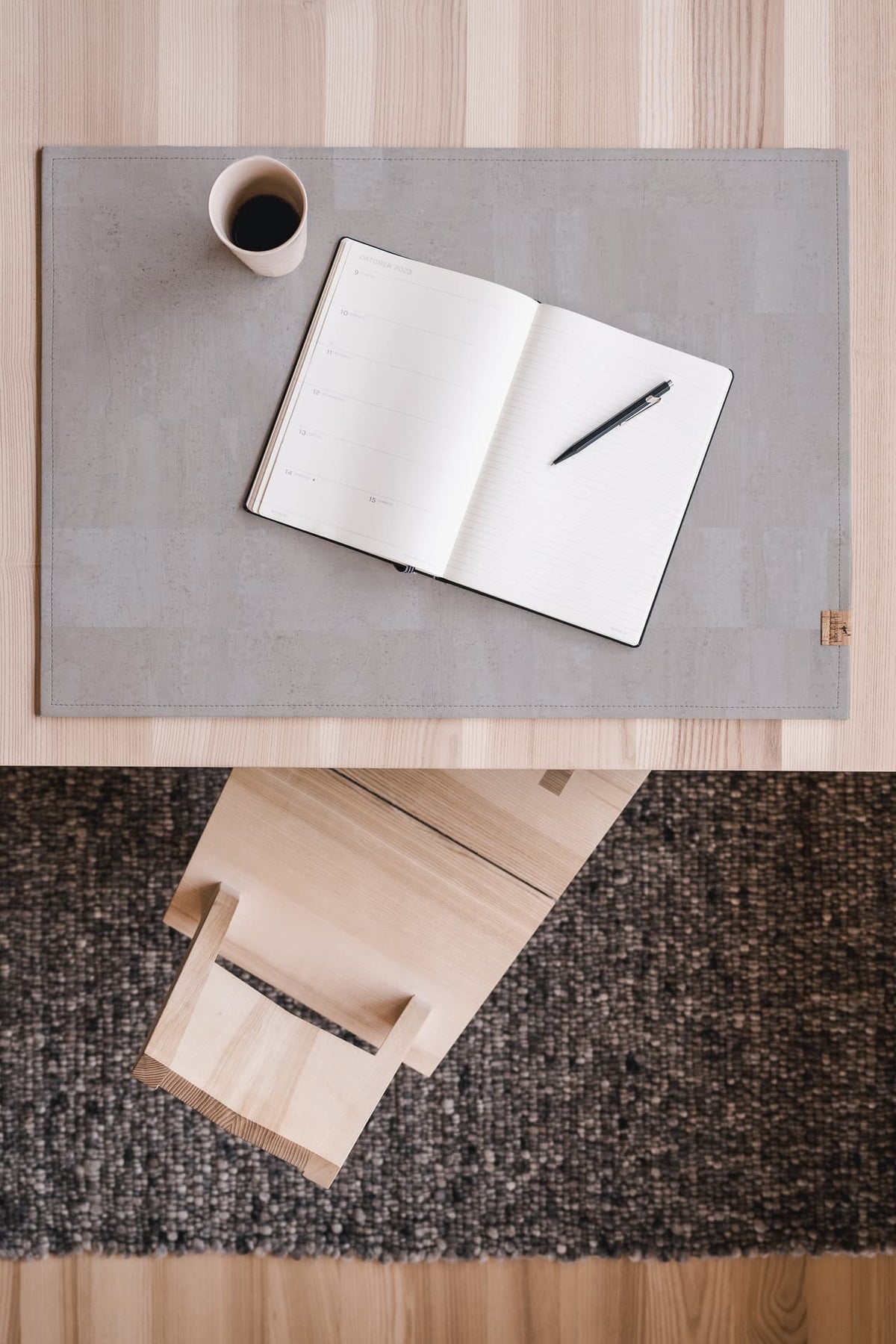 Marlo desk pad