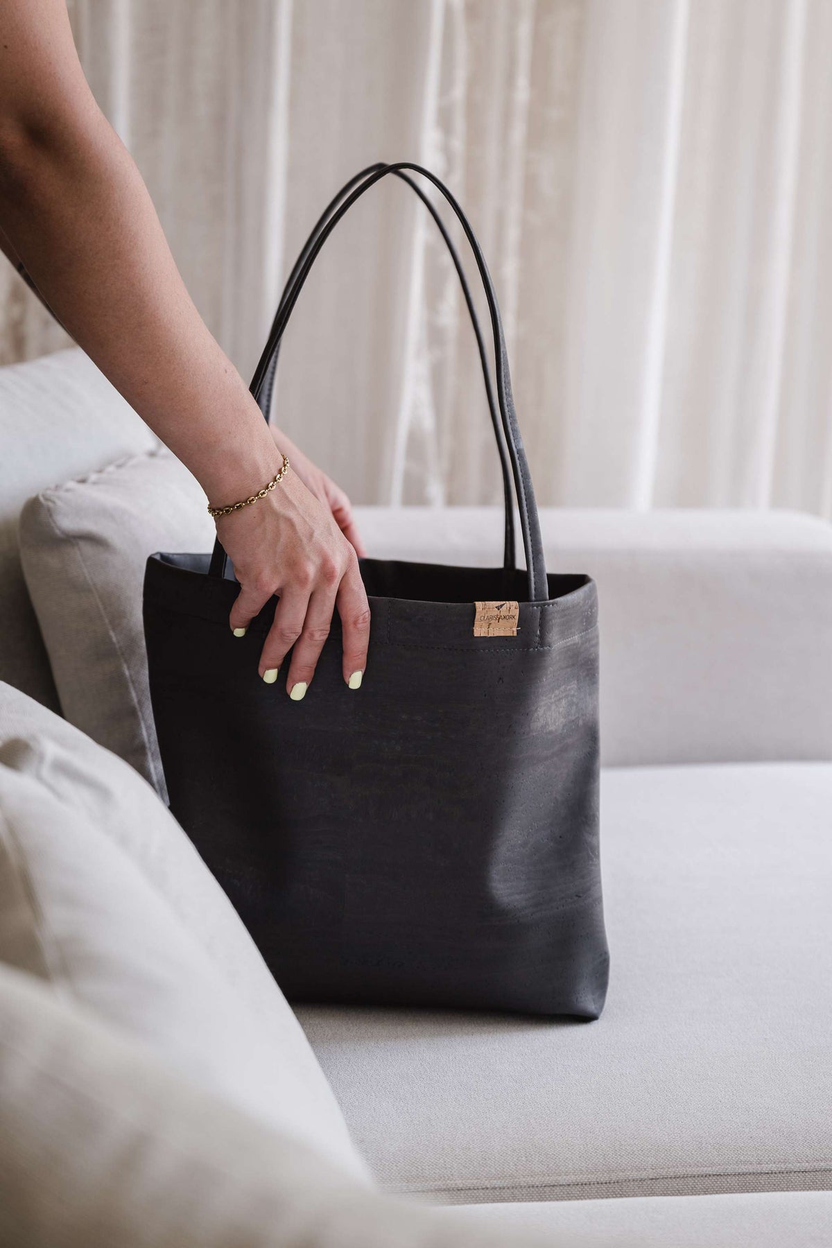 Shopper Anna