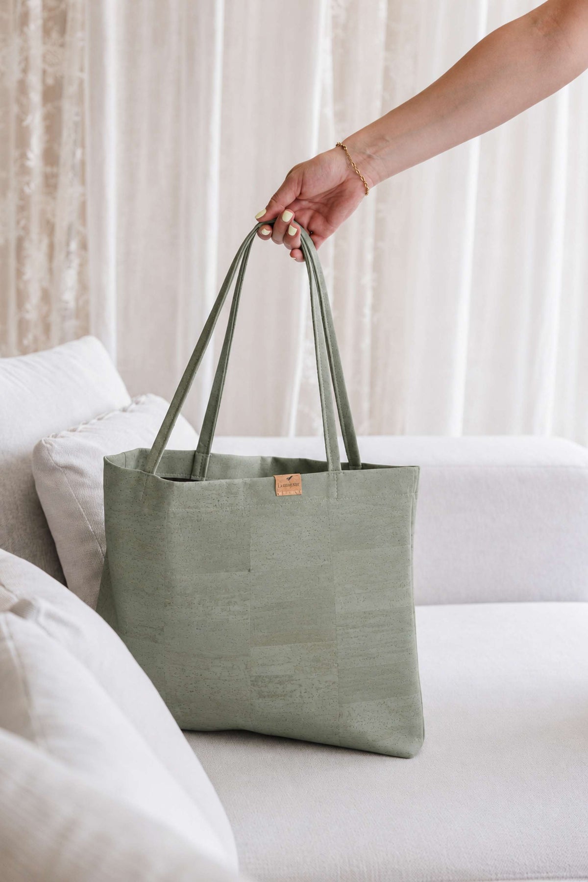 Shopper Anna