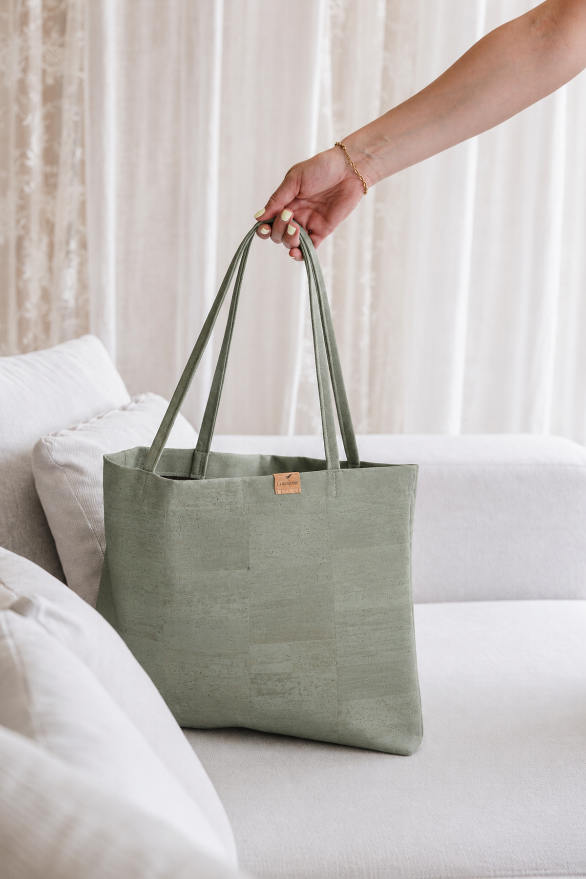 Shopper Anna